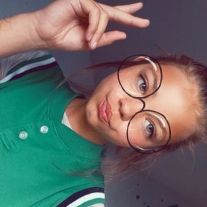 Meet your Posher, Isabella